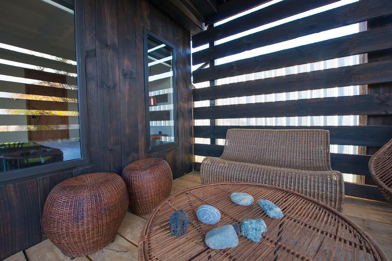 Bungalow By Toore Patagonia Puerto Natales Exterior photo